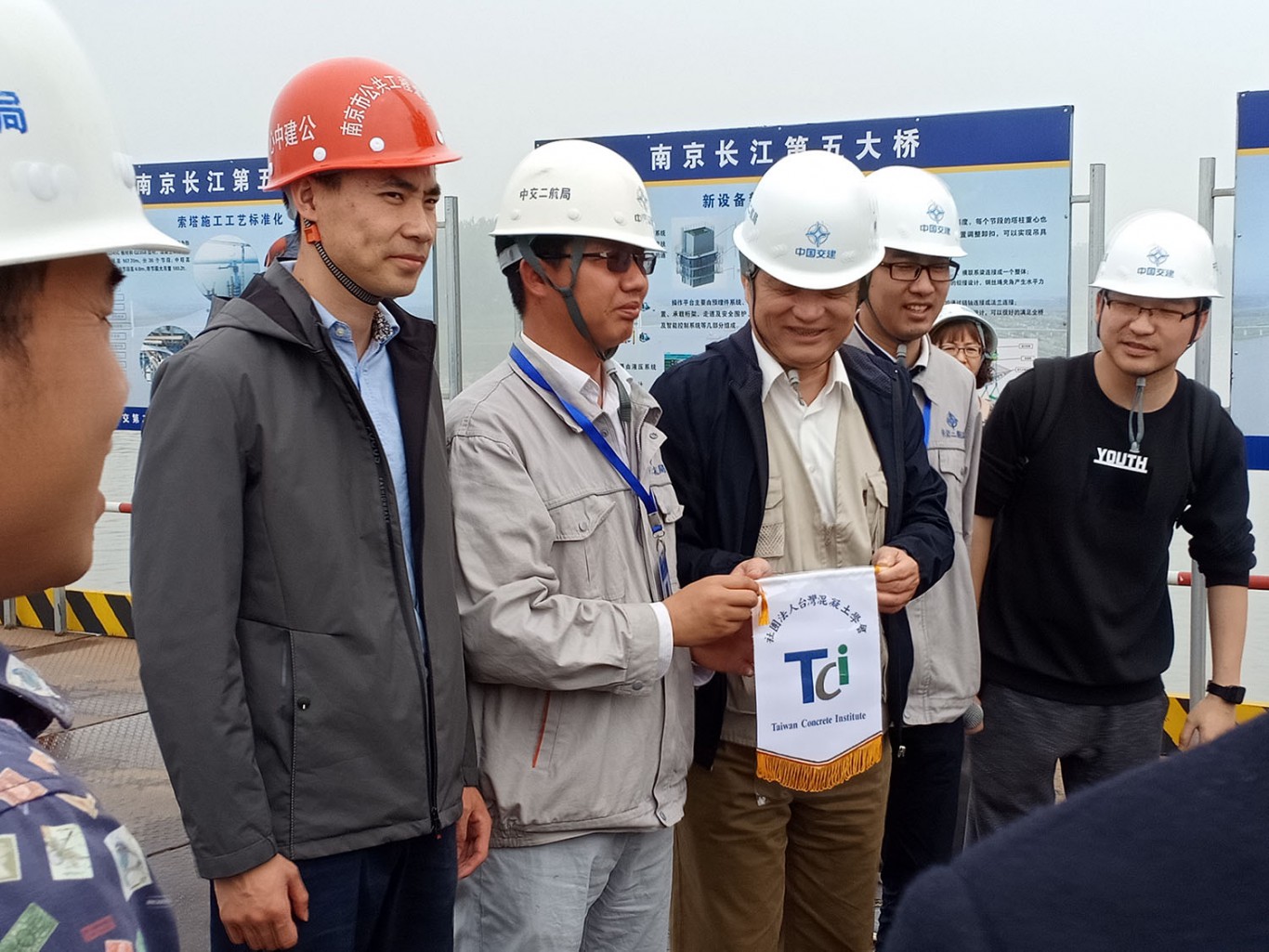 proyek di china